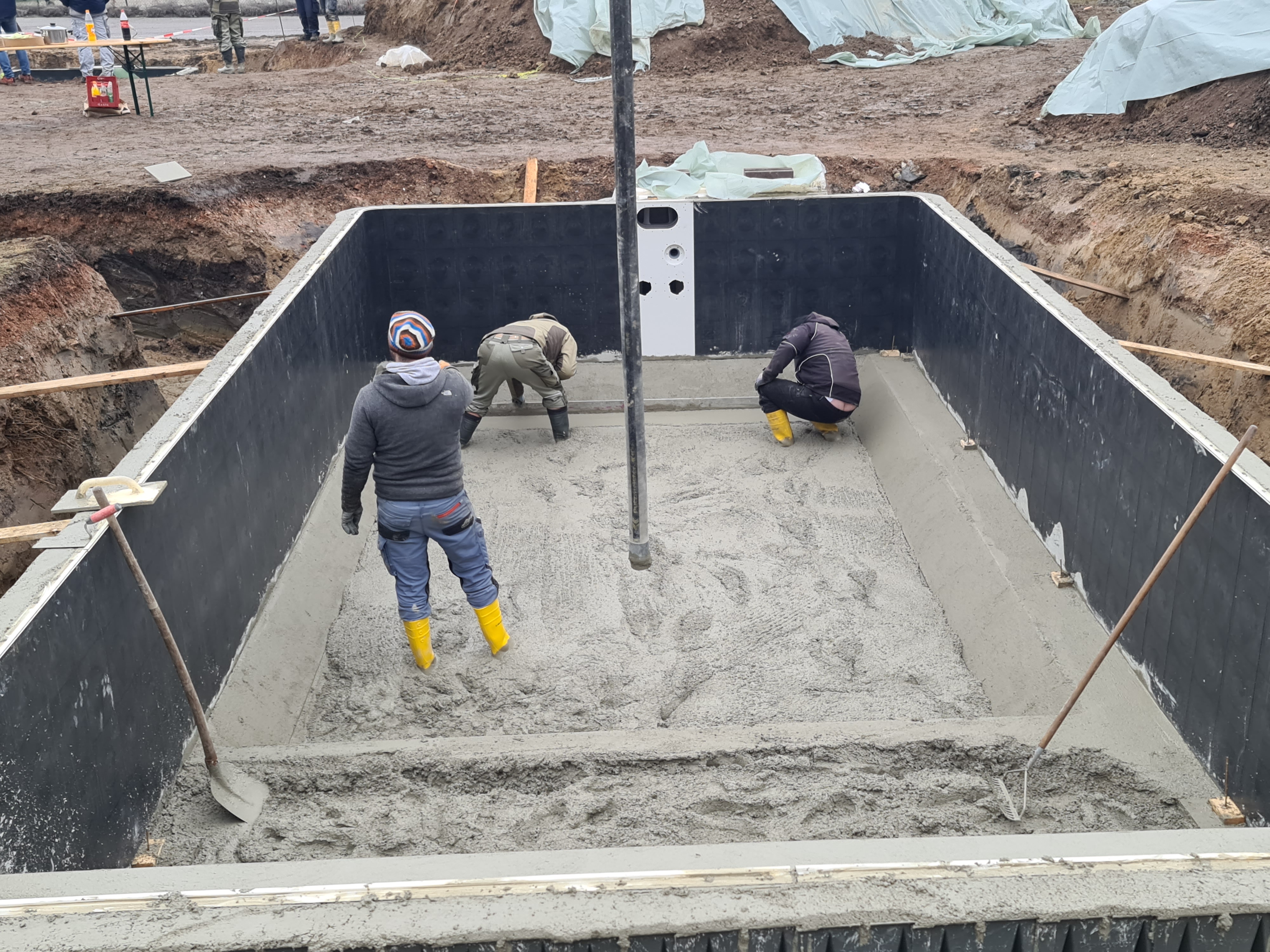 3. Verschalung bauen und gießen